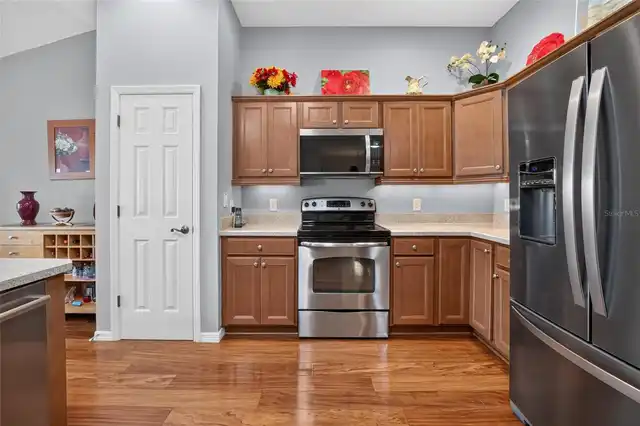 Listing Photo 18