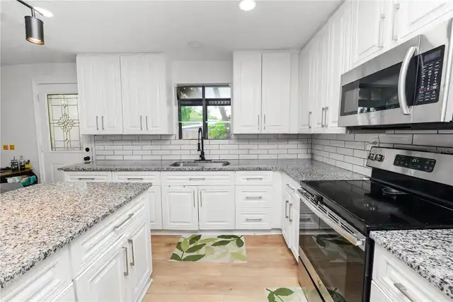 Listing Photo 15