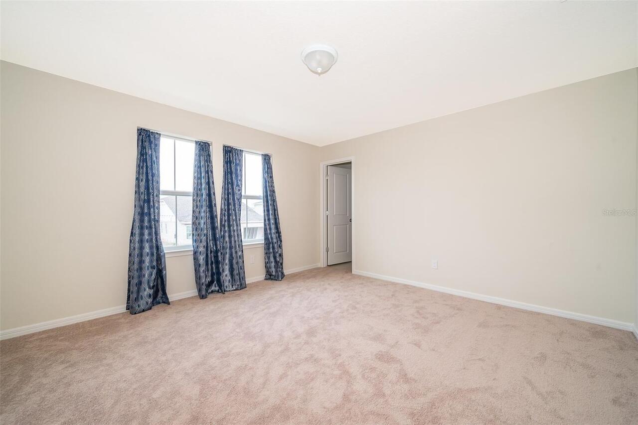 Listing Photo 28