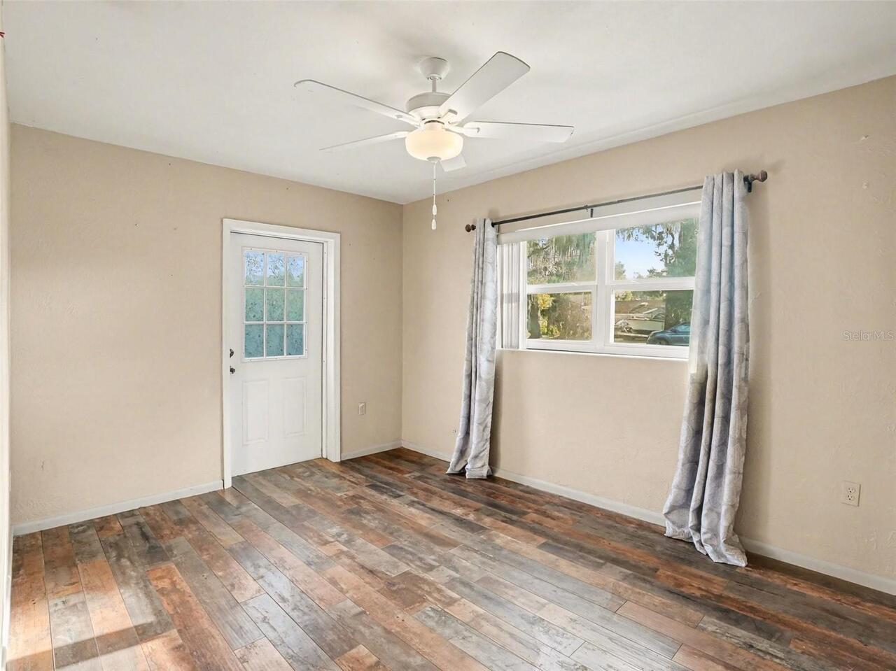 Listing Photo 18