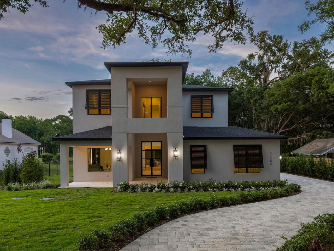 5BR, Home, 4BA, $2,790,000
Read More