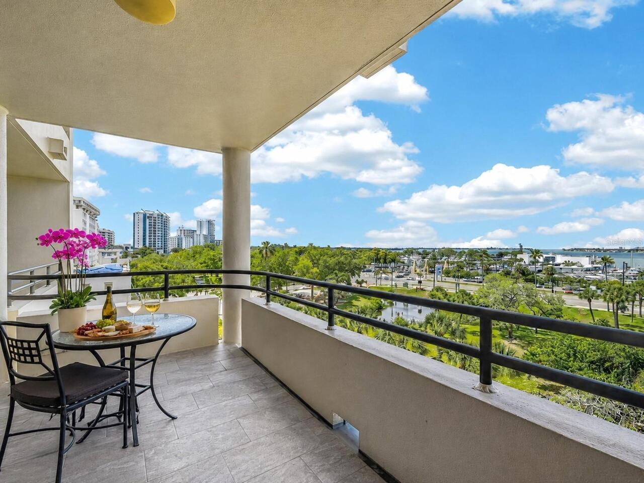 Listing Photo 6