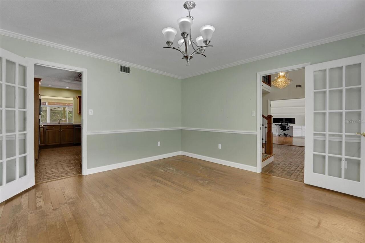 Listing Photo 9