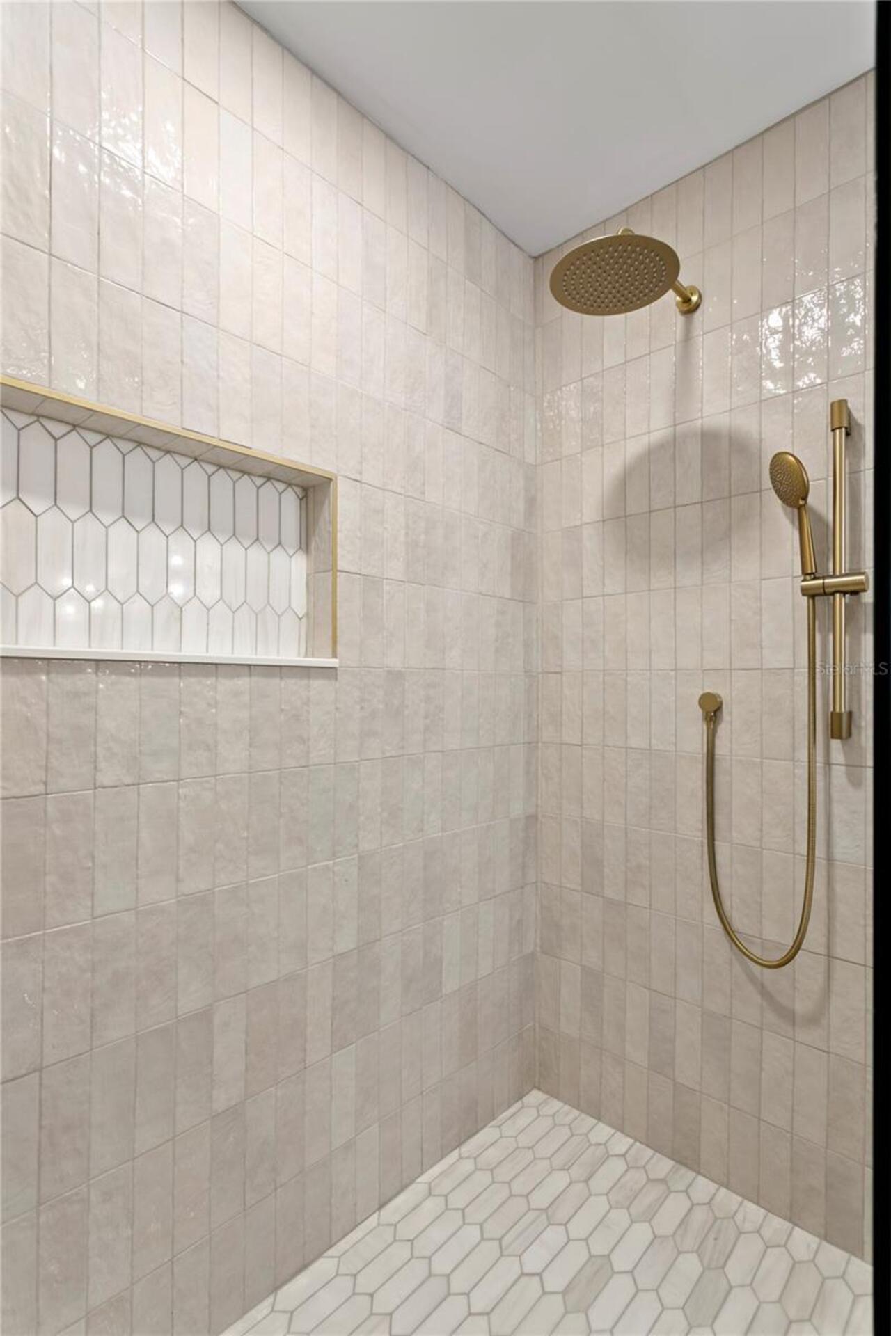 Listing Photo 33