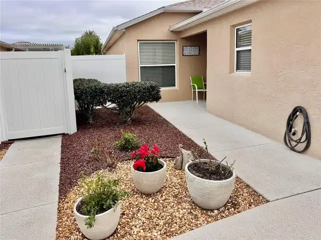 Listing Photo 16