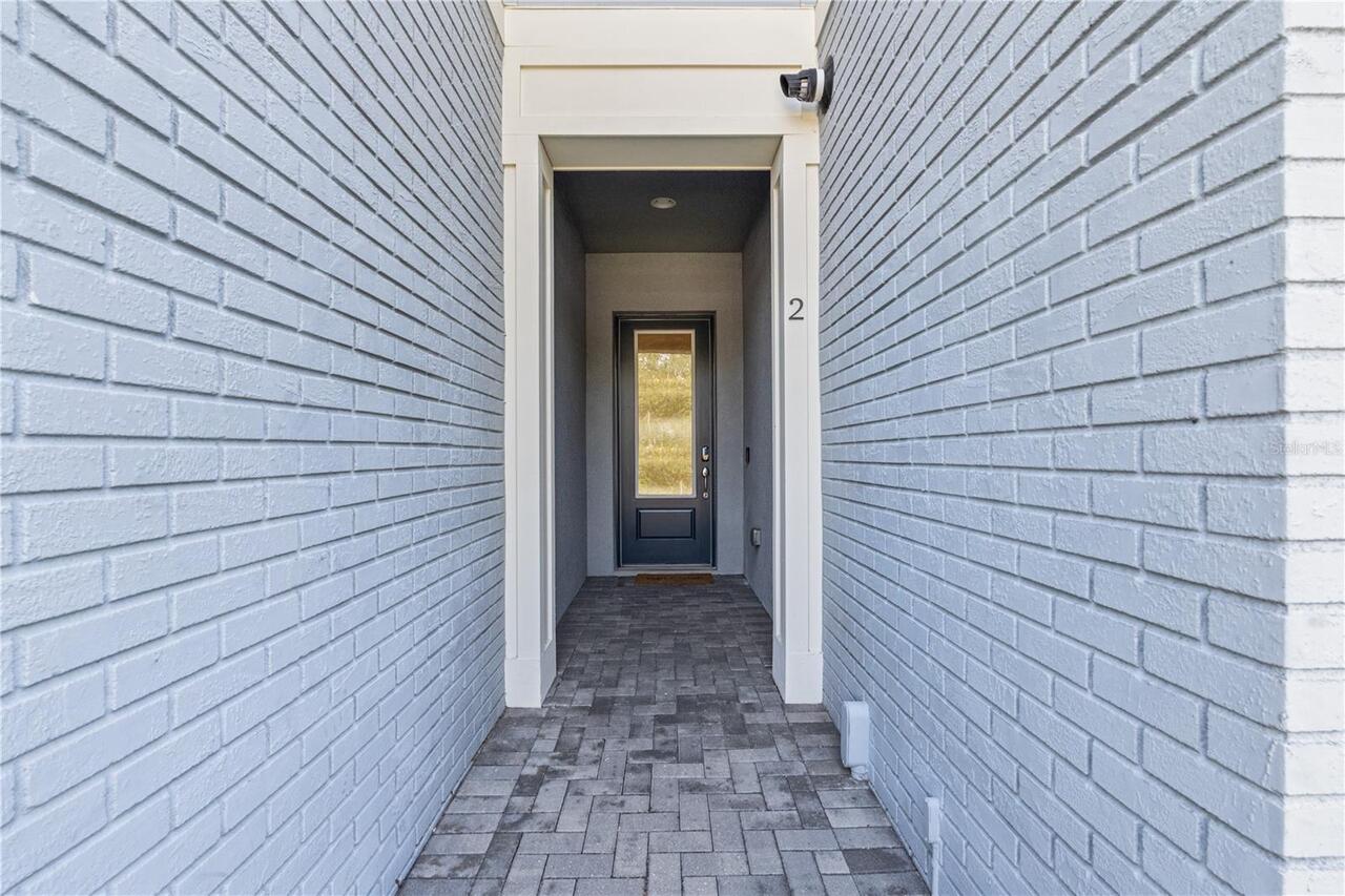Listing Photo 9