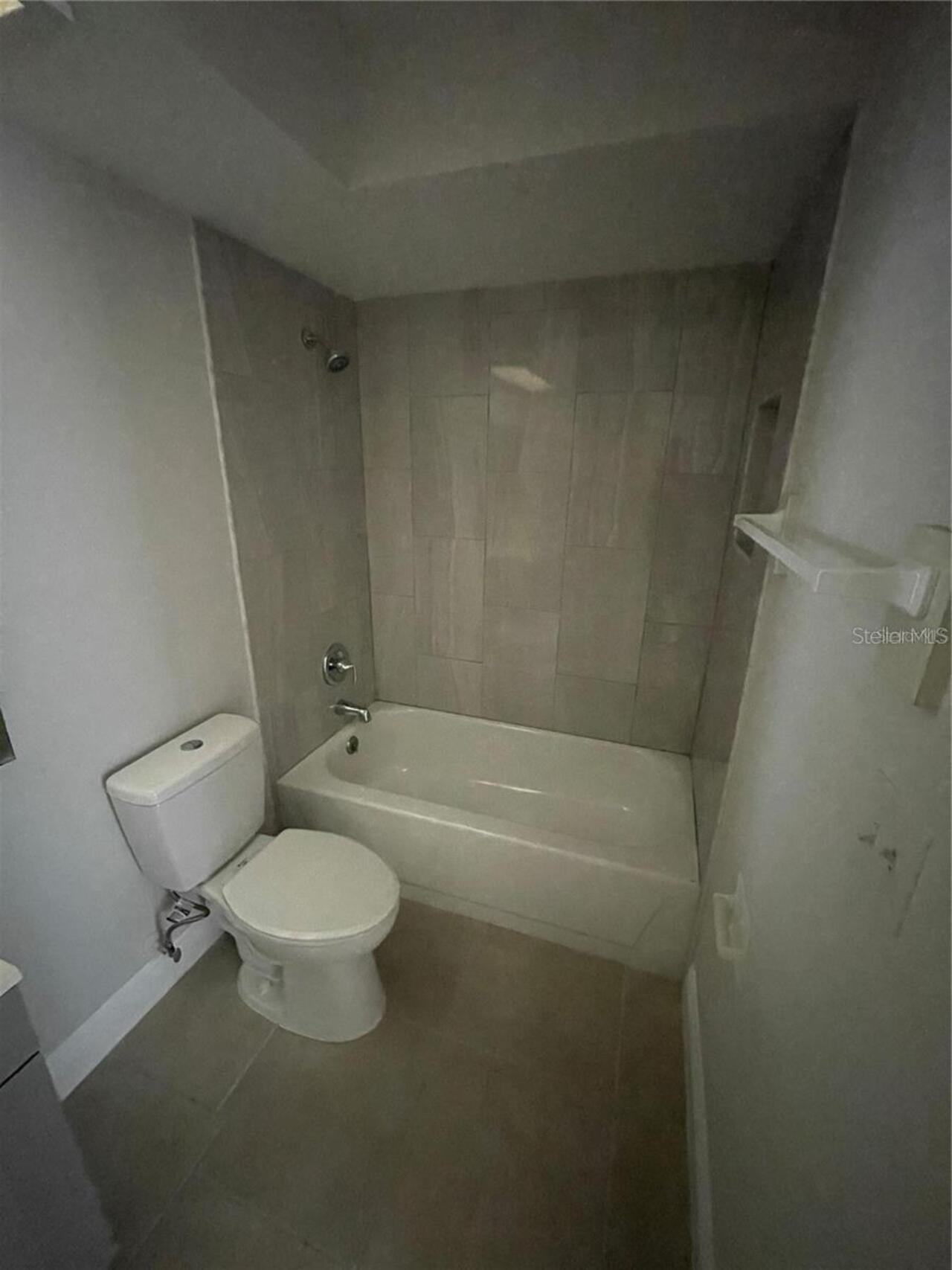 Listing Photo 10