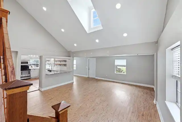 Listing Photo 21