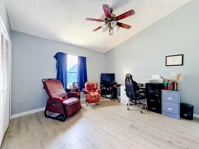 Listing Photo 29