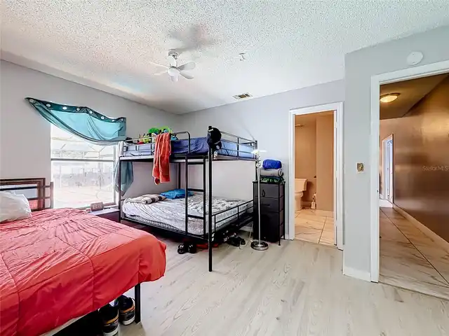 Listing Photo 32