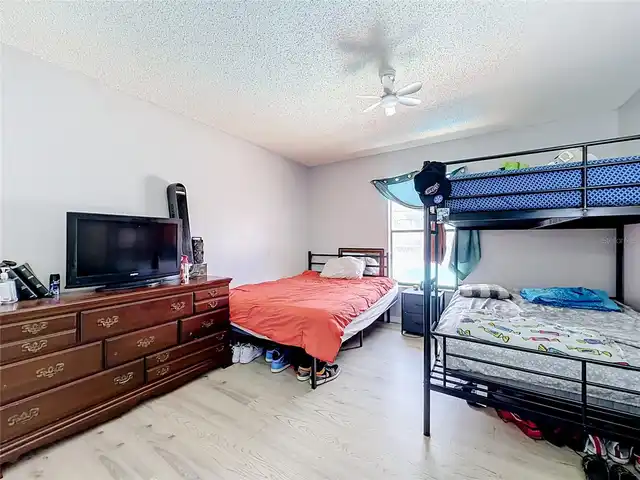 Listing Photo 33
