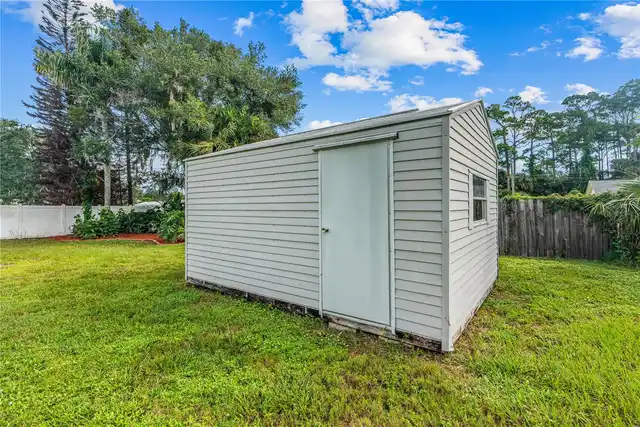 Listing Photo 6