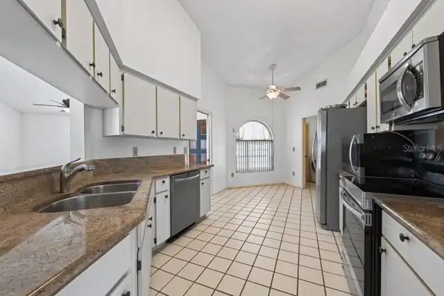 Listing Photo 19