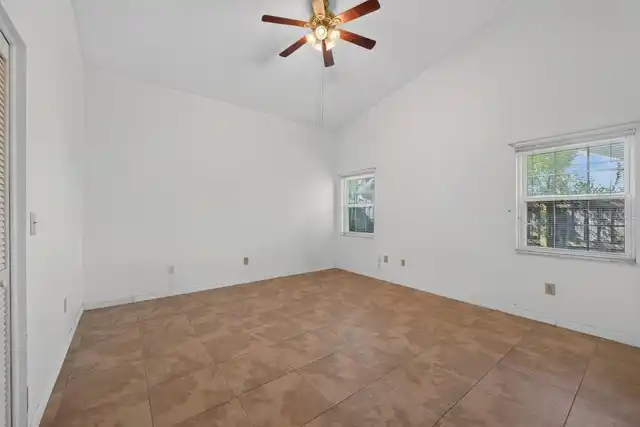 Listing Photo 28