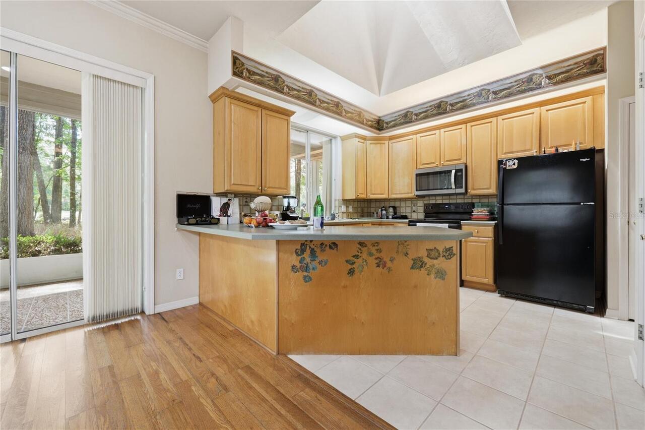 Listing Photo 19