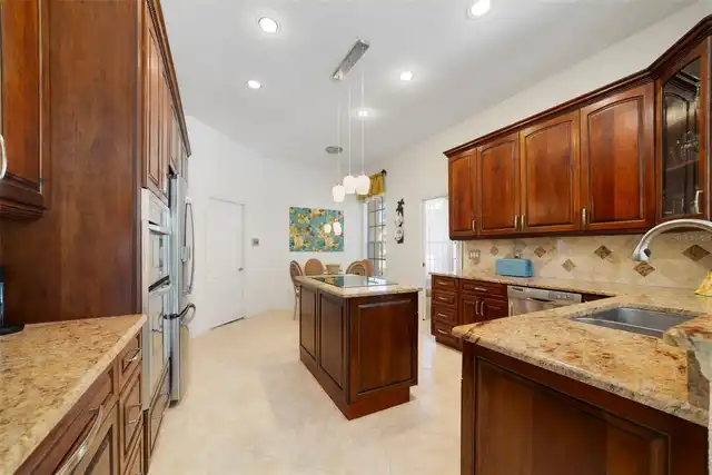 Listing Photo 23