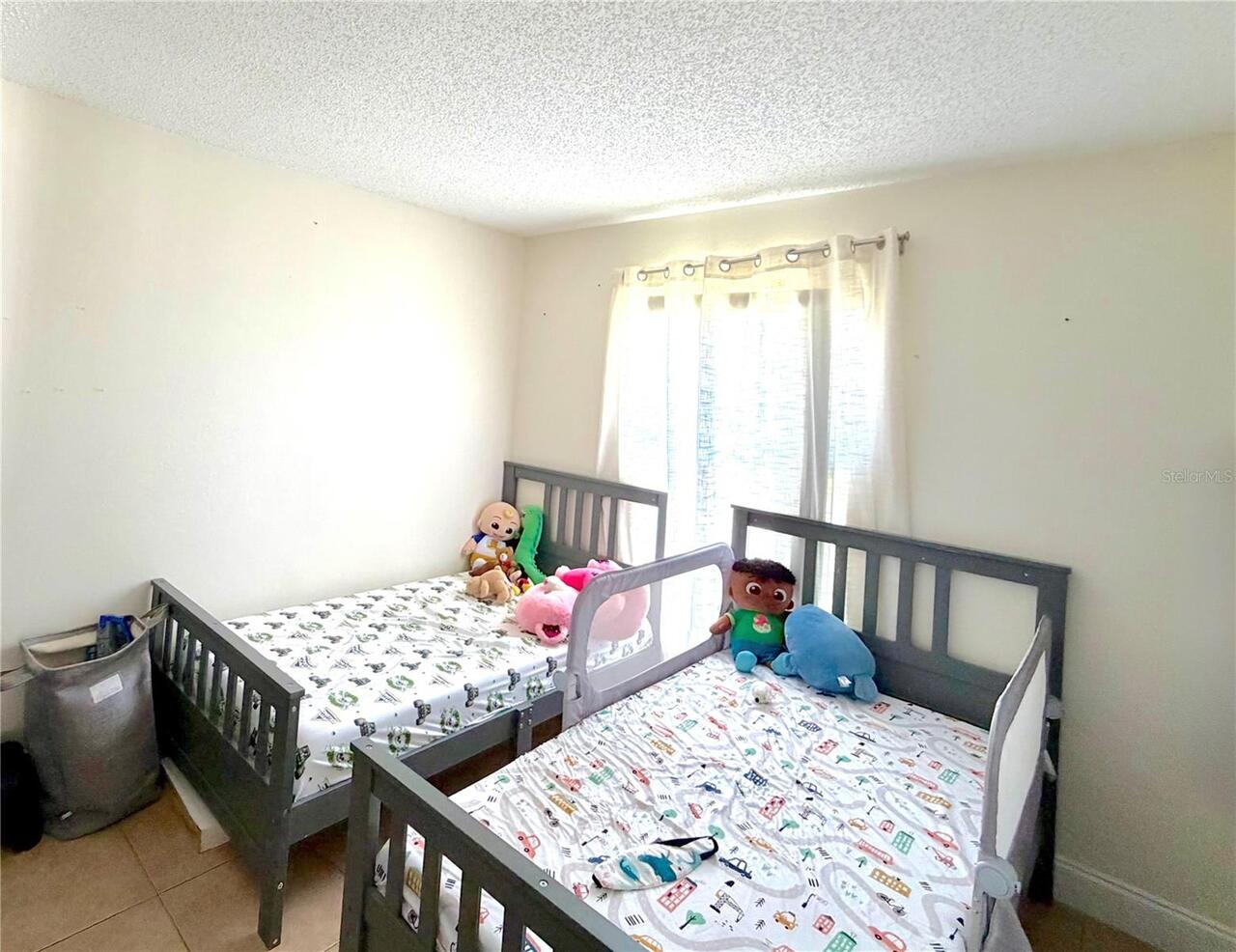 Listing Photo 11