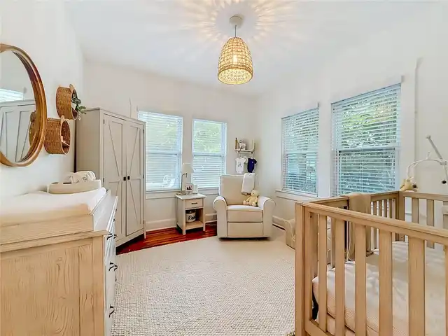 Listing Photo 20