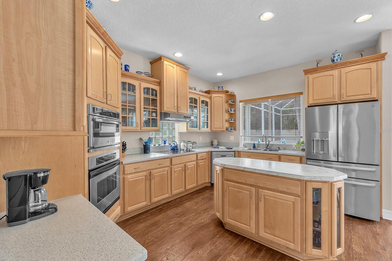 Listing Photo 16