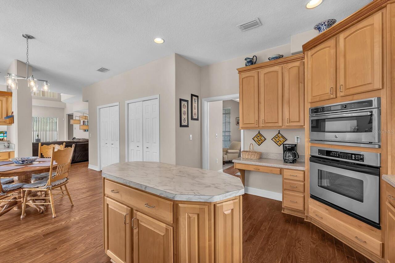 Listing Photo 17