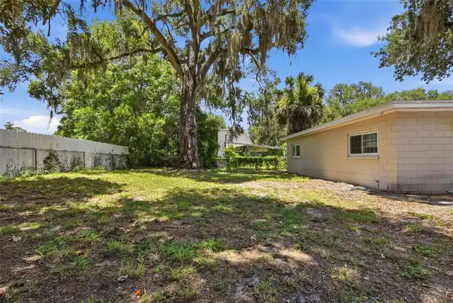 Listing Photo 37