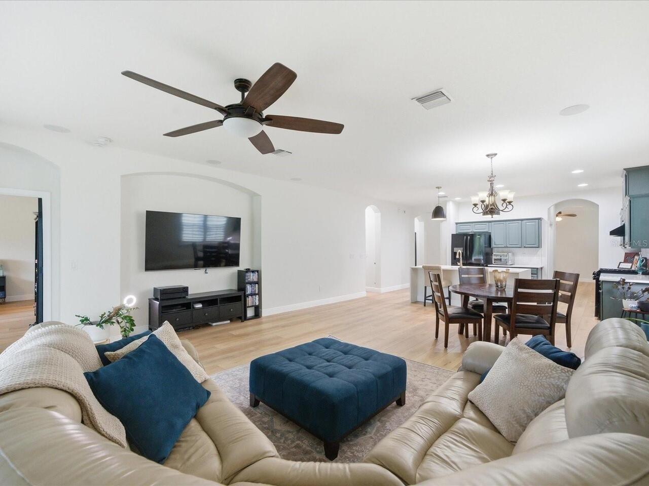 Listing Photo 23