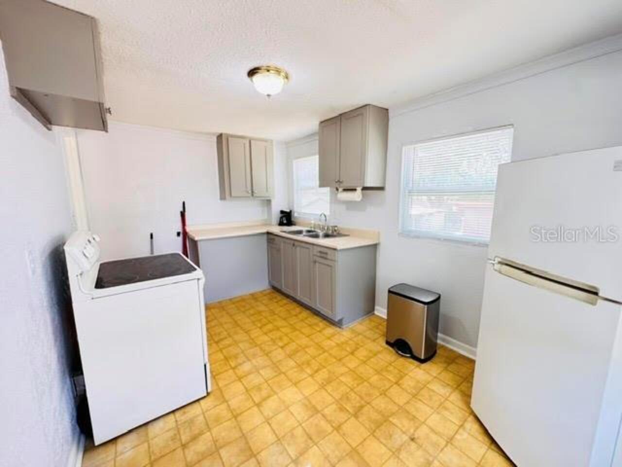 Listing Photo 14