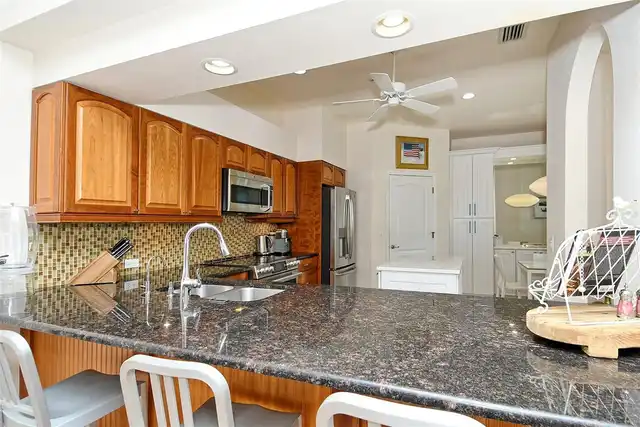 Listing Photo 18