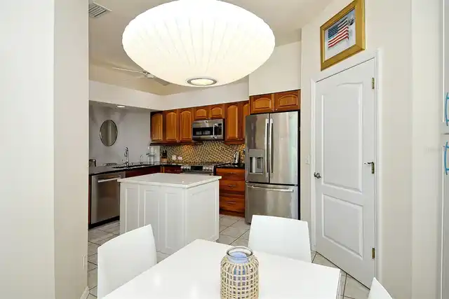 Listing Photo 22