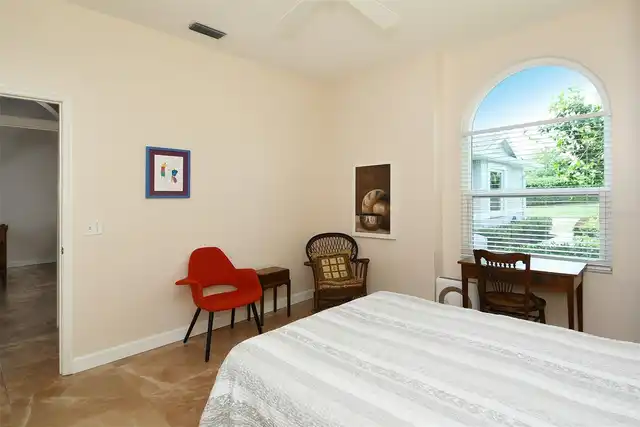 Listing Photo 32