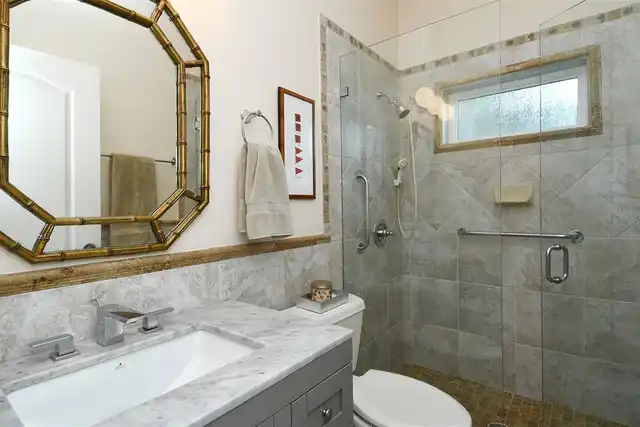 Listing Photo 33