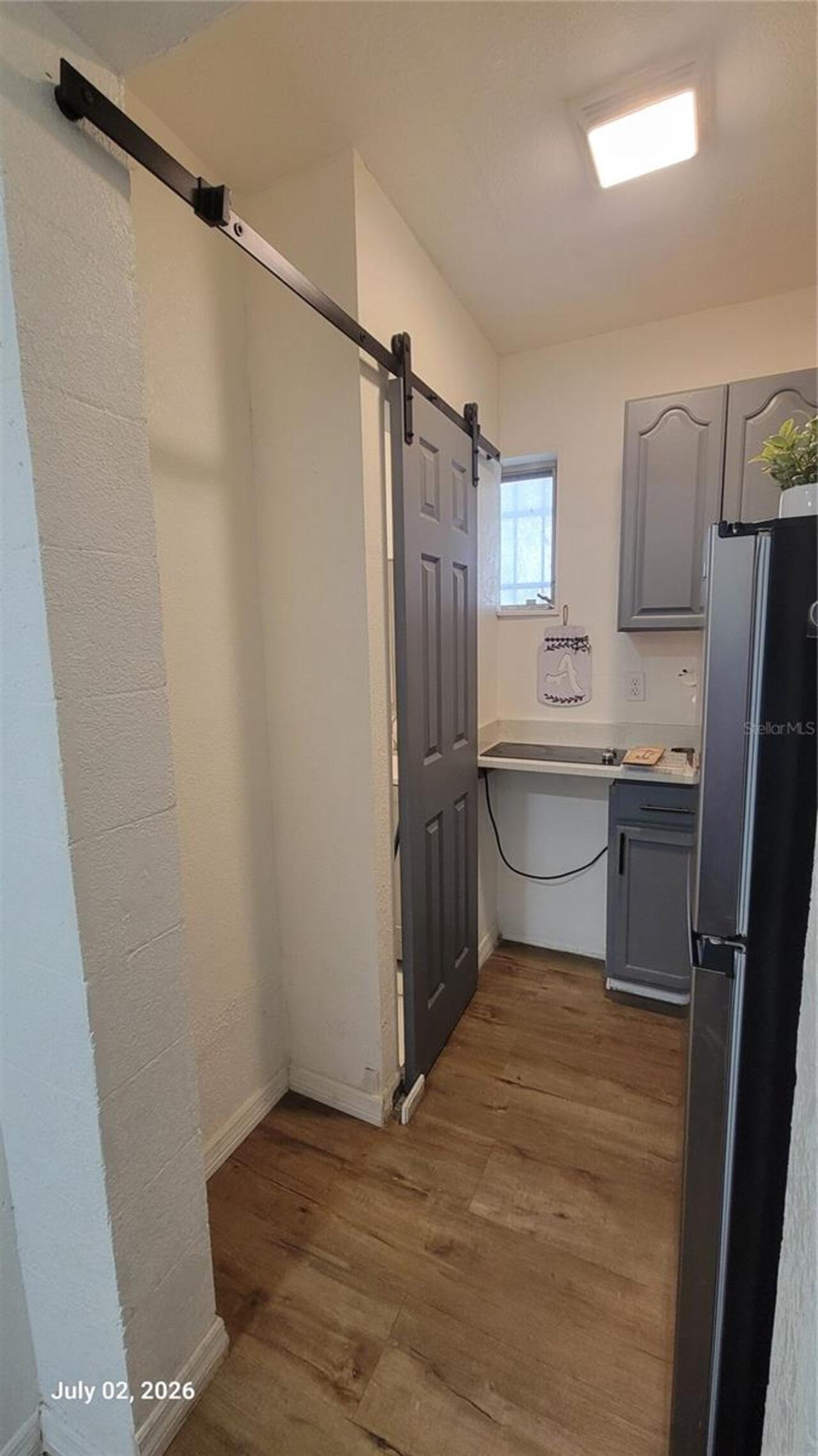 Listing Photo 10