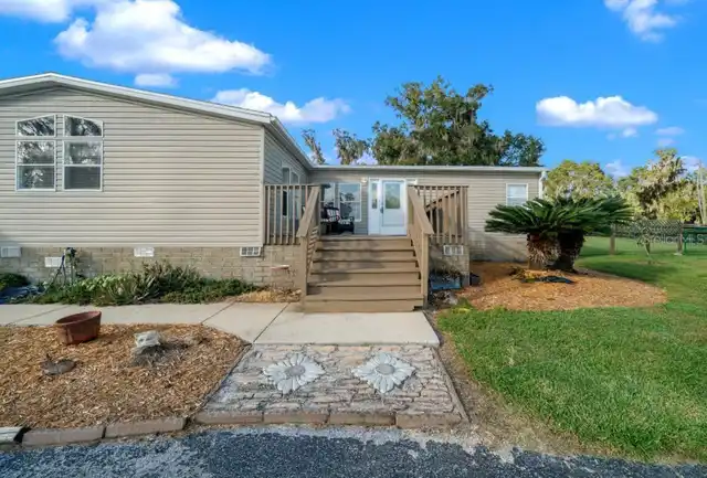 Listing Photo 7