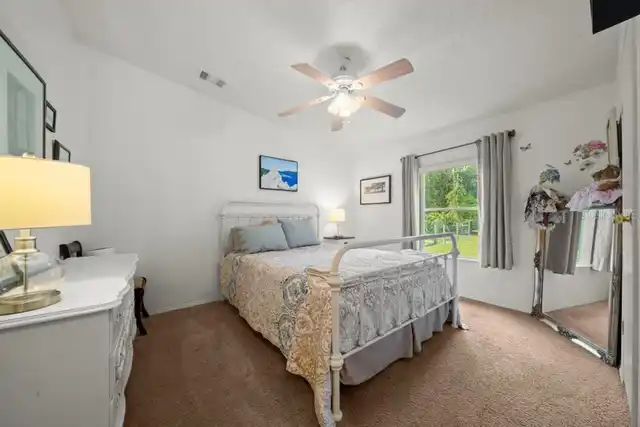 Listing Photo 34