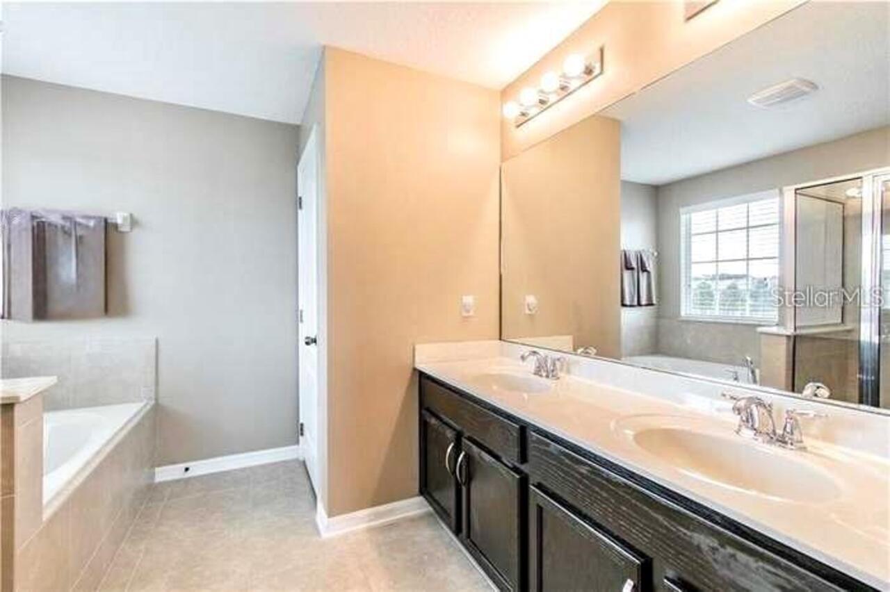 Listing Photo 14