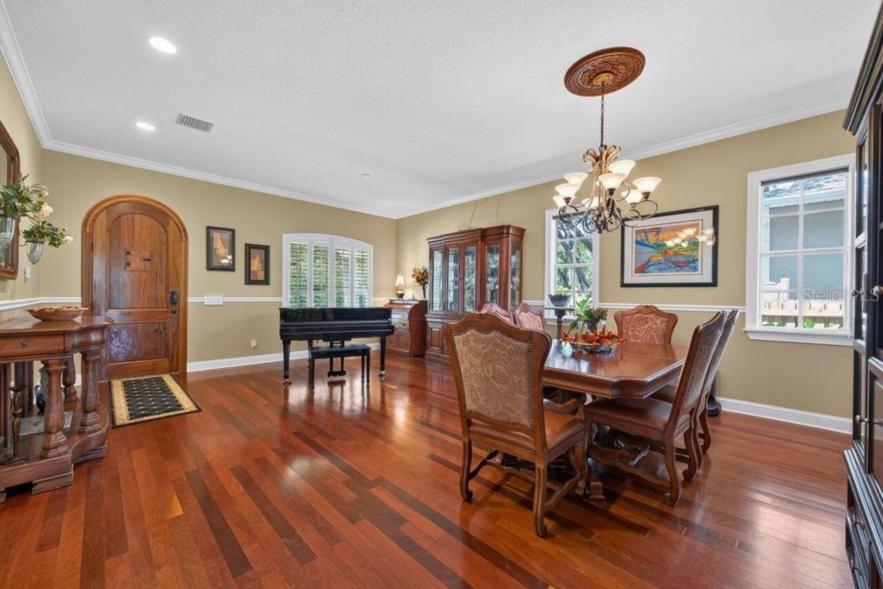 Listing Photo 9