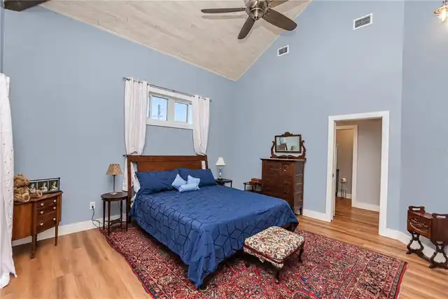 Listing Photo 19