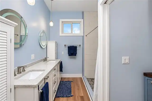 Listing Photo 21