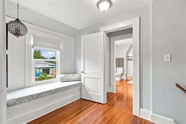 Listing Photo 32