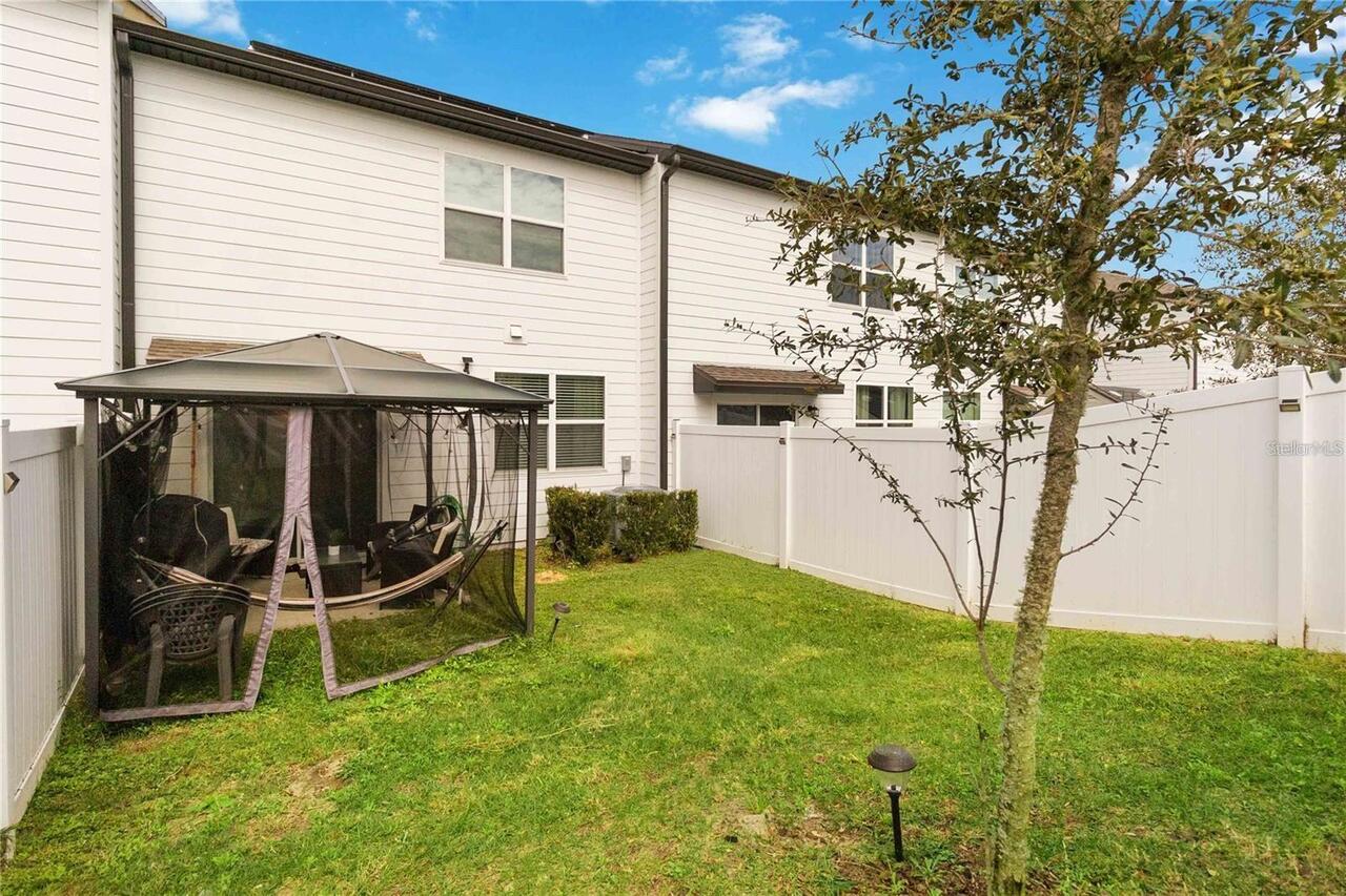 Listing Photo 15