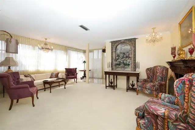 Listing Photo 7
