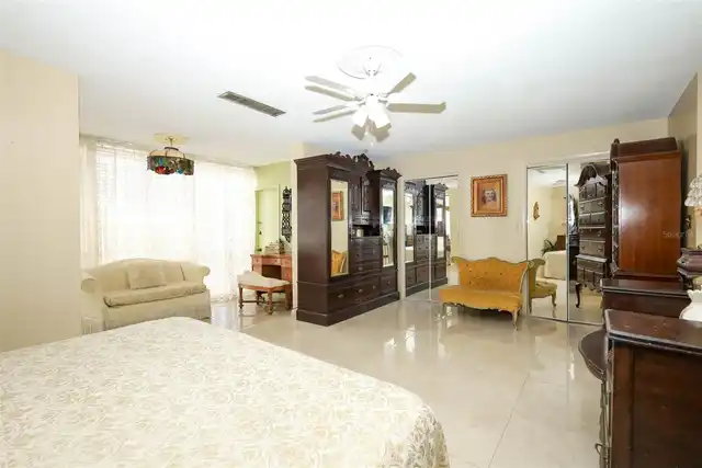 Listing Photo 22