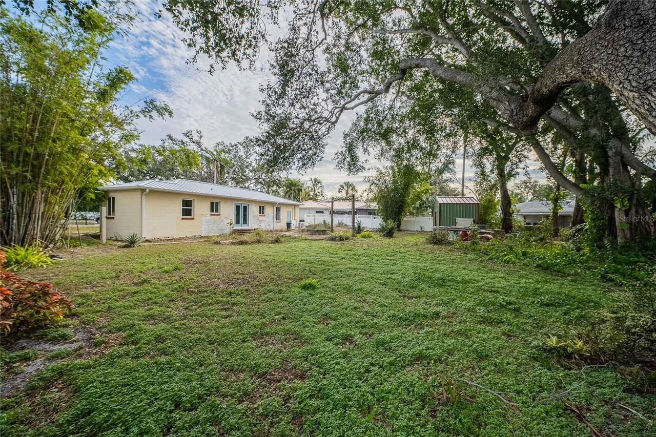 Listing Photo 14