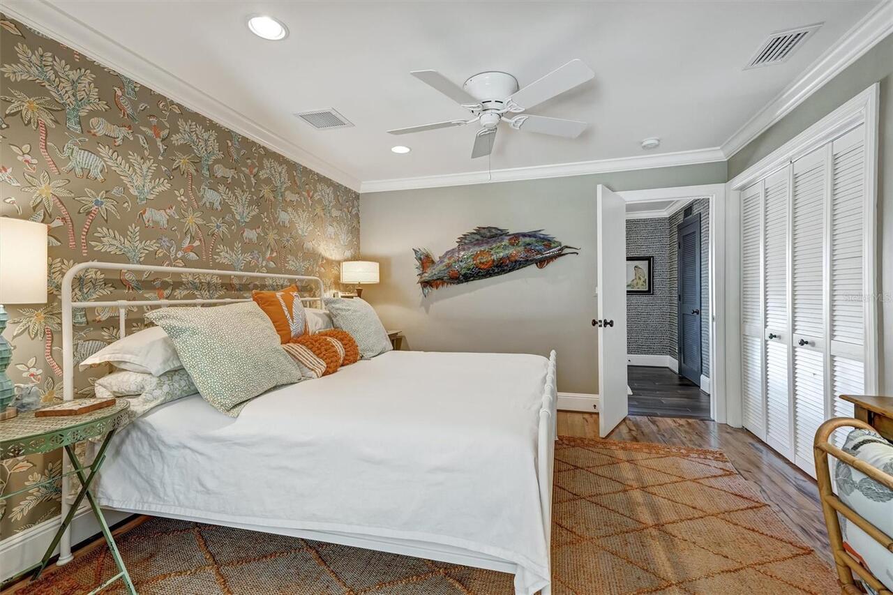 Listing Photo 15