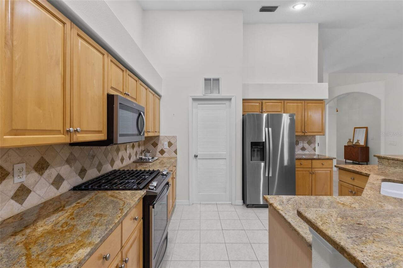Listing Photo 17