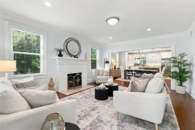 Listing Photo 6