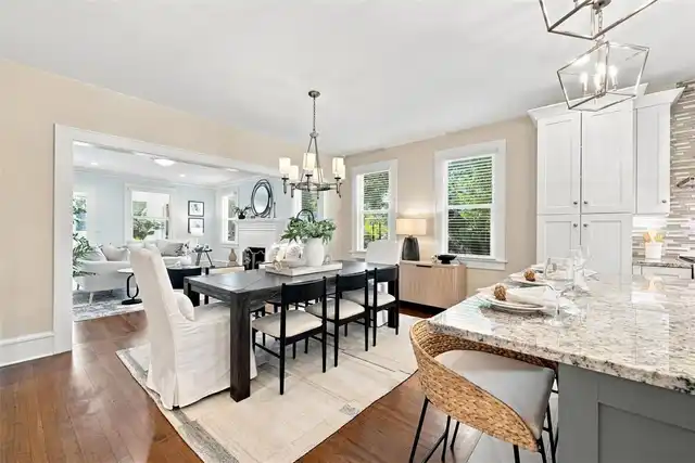 Listing Photo 11