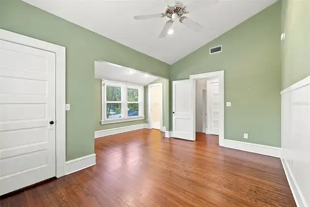 Listing Photo 32