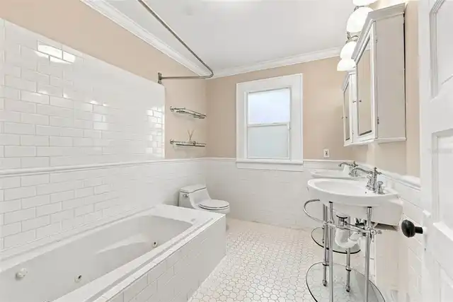 Listing Photo 37