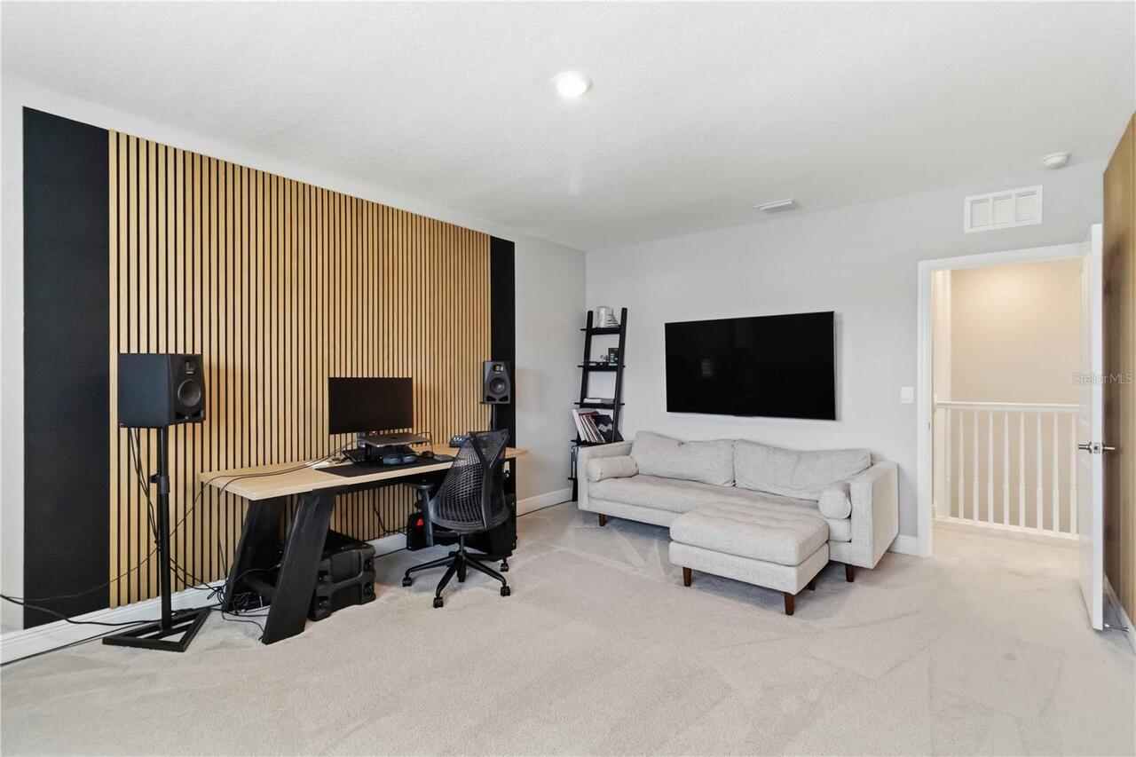 Listing Photo 33